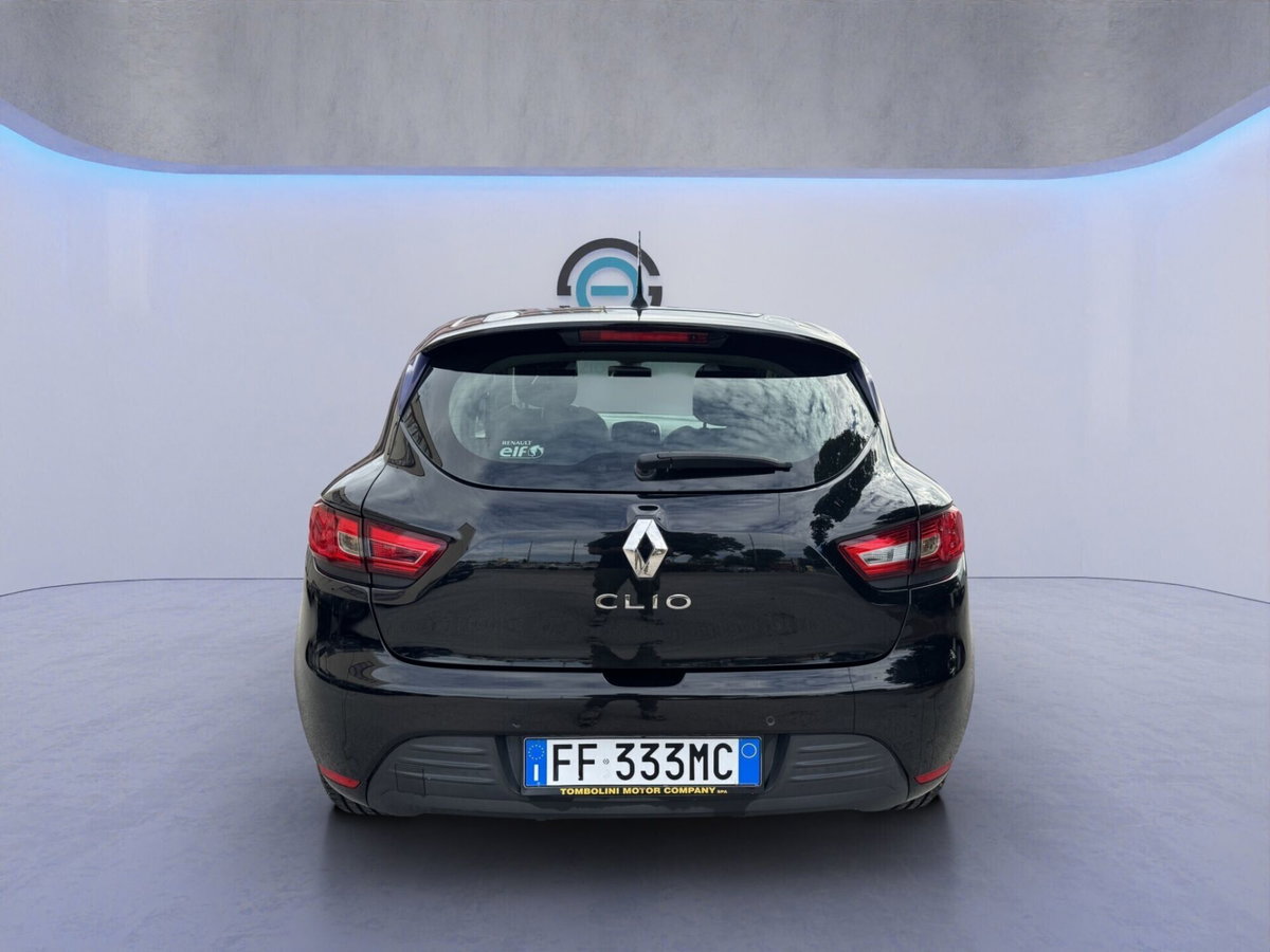Renault Clio 1.2 75CV 5 porte Life (5)