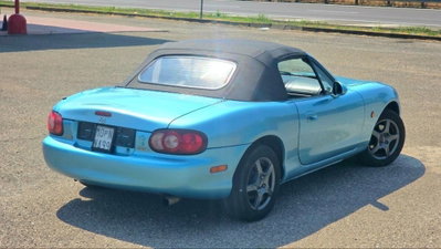Mazda MX-5 1.6i 16V cat Phoenix (10)