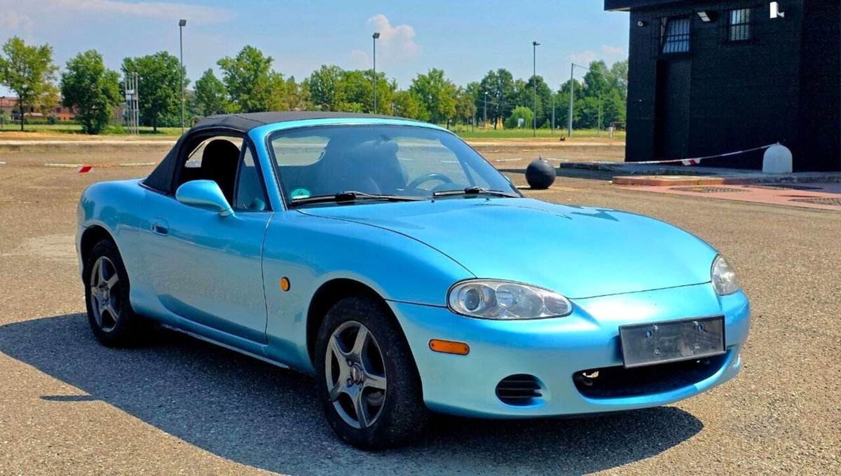 Mazda MX-5 1.6i 16V cat Phoenix (5)