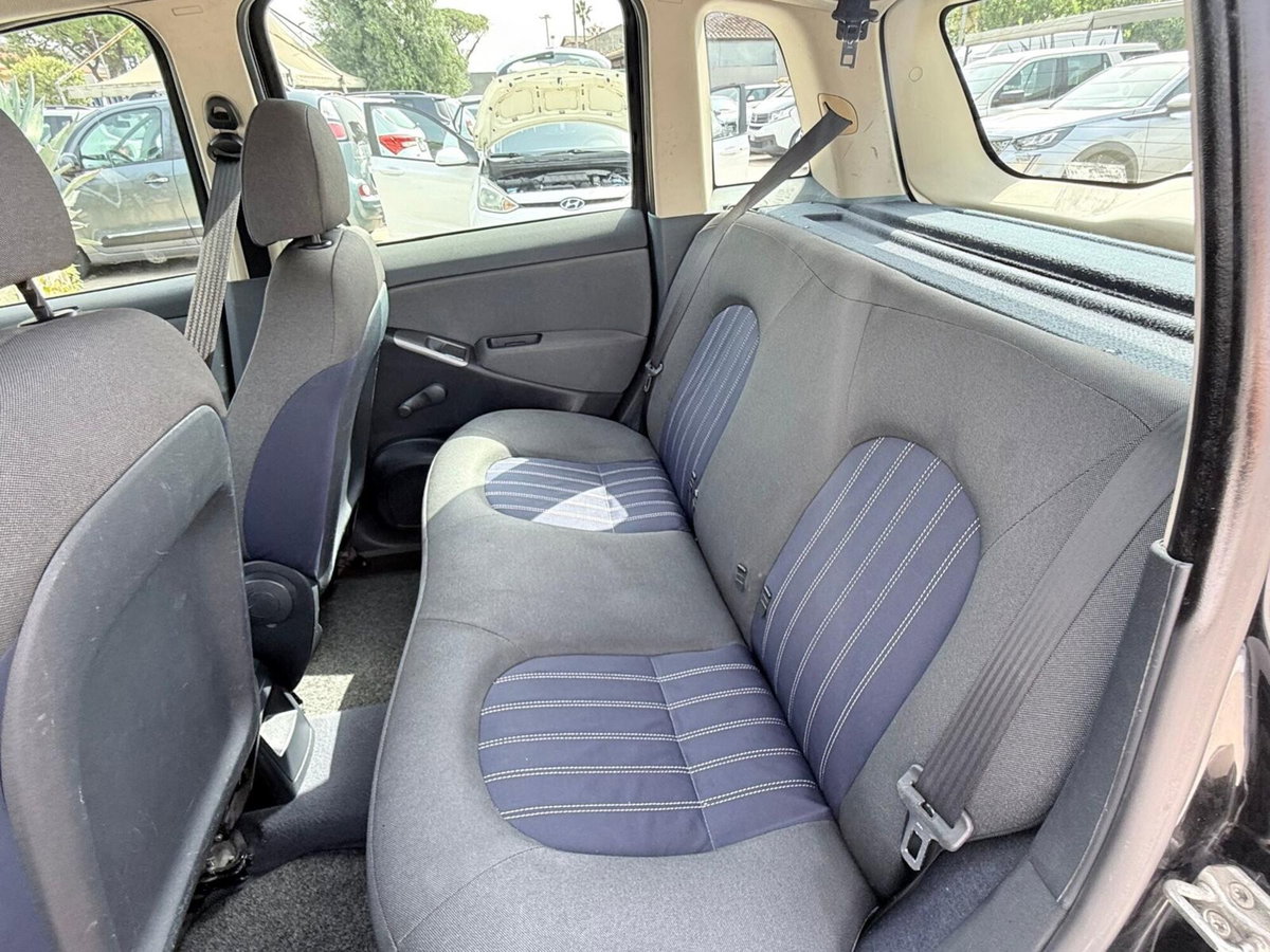 Lancia Musa 1.4 Argento (19)
