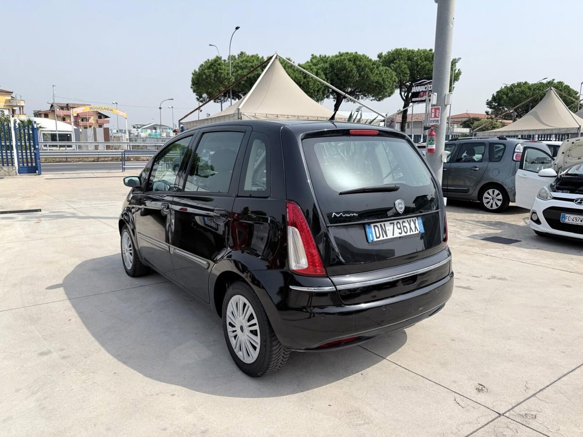 Lancia Musa 1.4 Argento (5)