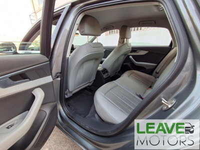 Audi A4 2.0 TDI 150 CV ultra S tronic Business (13)
