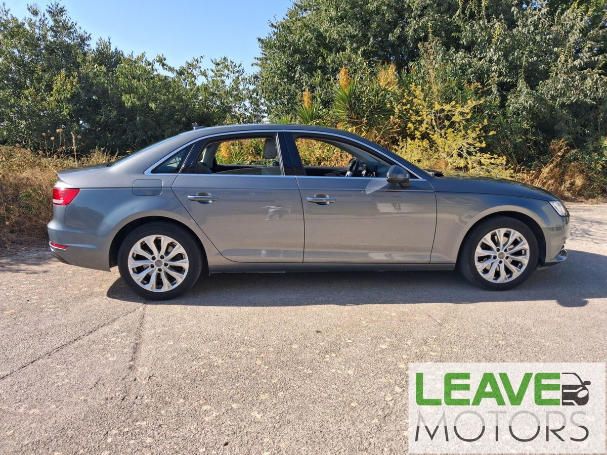 Audi A4 2.0 TDI 150 CV ultra S tronic Business (4)