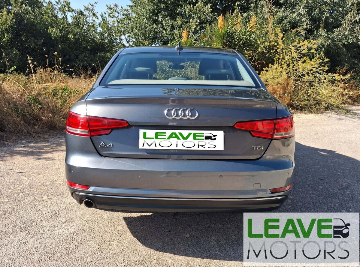 Audi A4 2.0 TDI 150 CV ultra S tronic Business (6)