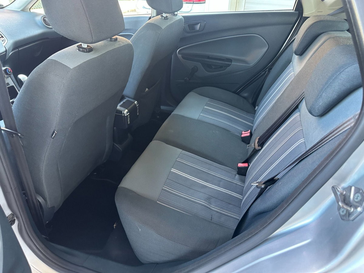 Ford Fiesta 1.4 5 porte Bz.- GPL Titanium (12)