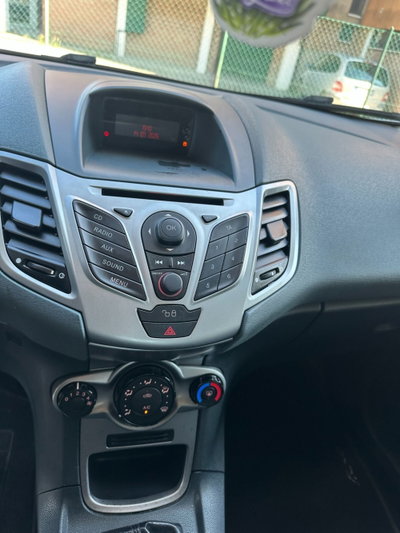 Ford Fiesta 1.4 5 porte Bz.- GPL Titanium (18)
