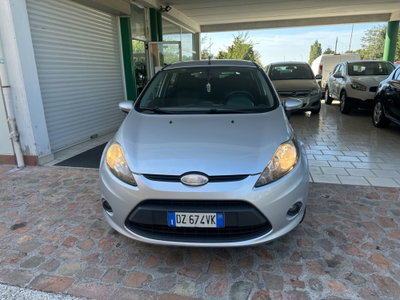 Ford Fiesta 1.4 5 porte Bz.- GPL Titanium (2)