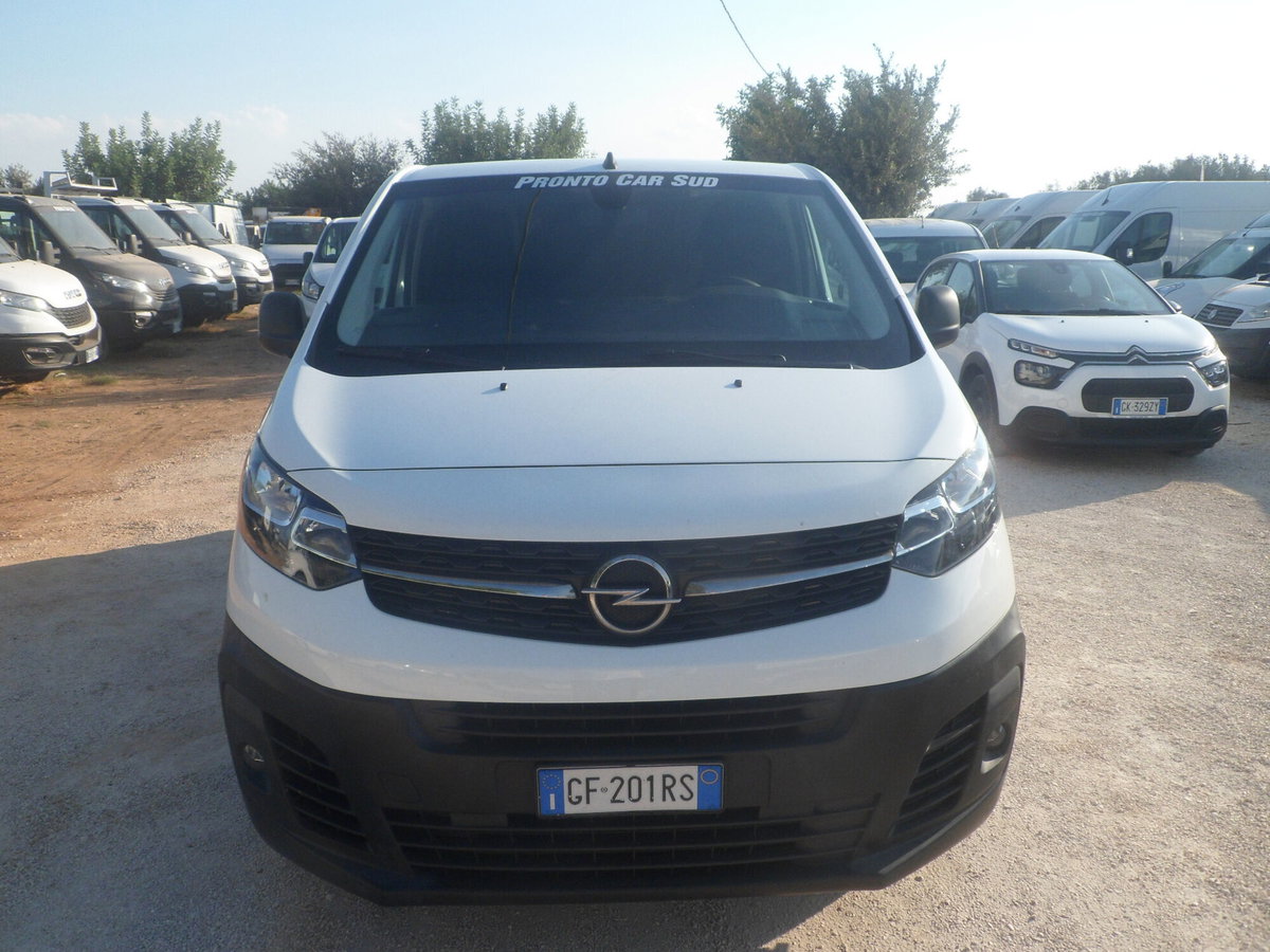 Opel Vivaro Furgone M 1.5 diesel 120cv S&S (2)