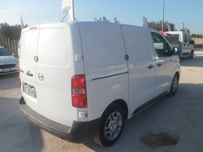 Opel Vivaro Furgone M 1.5 diesel 120cv S&S (4)