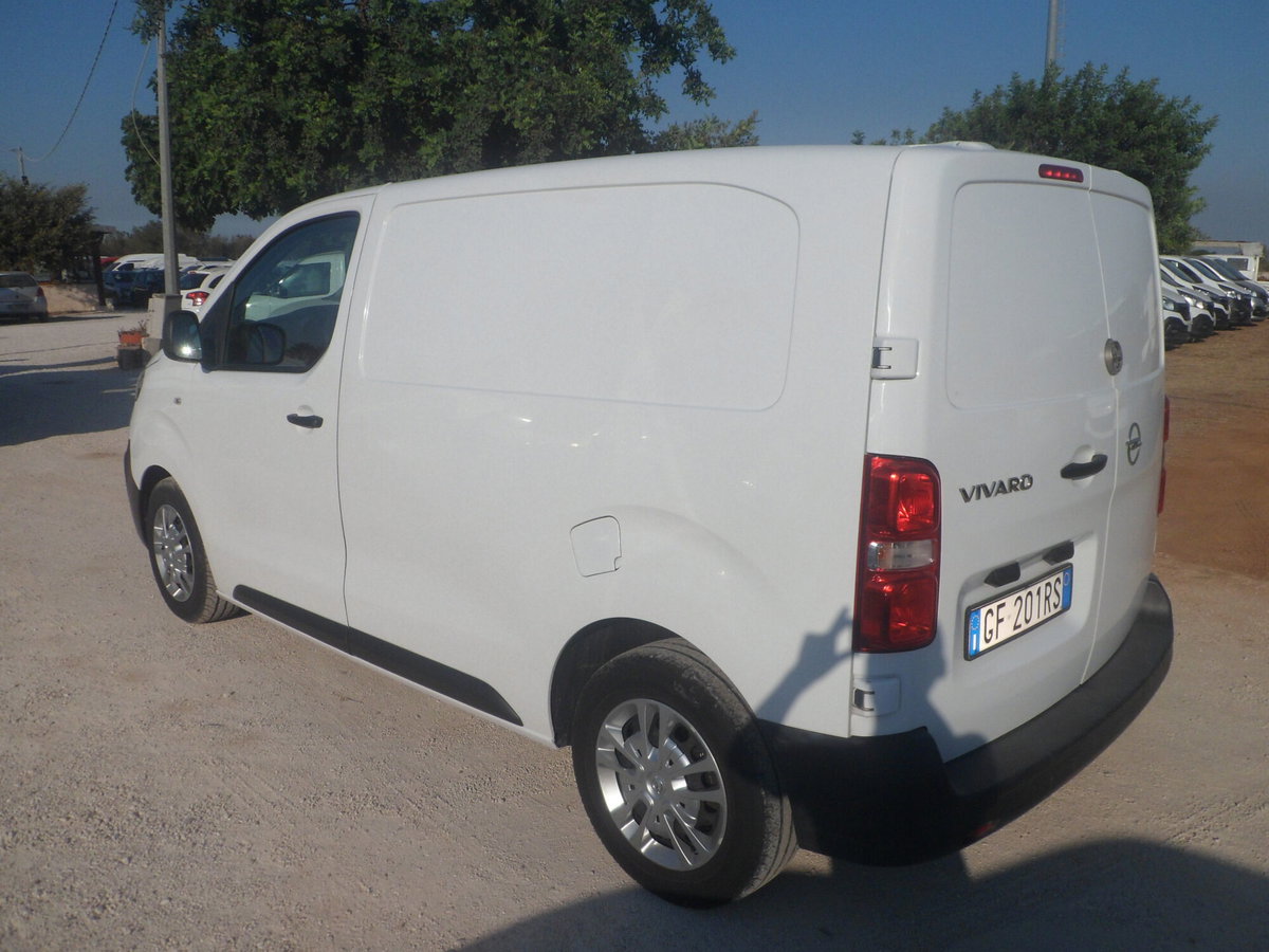 Opel Vivaro Furgone M 1.5 diesel 120cv S&S (6)