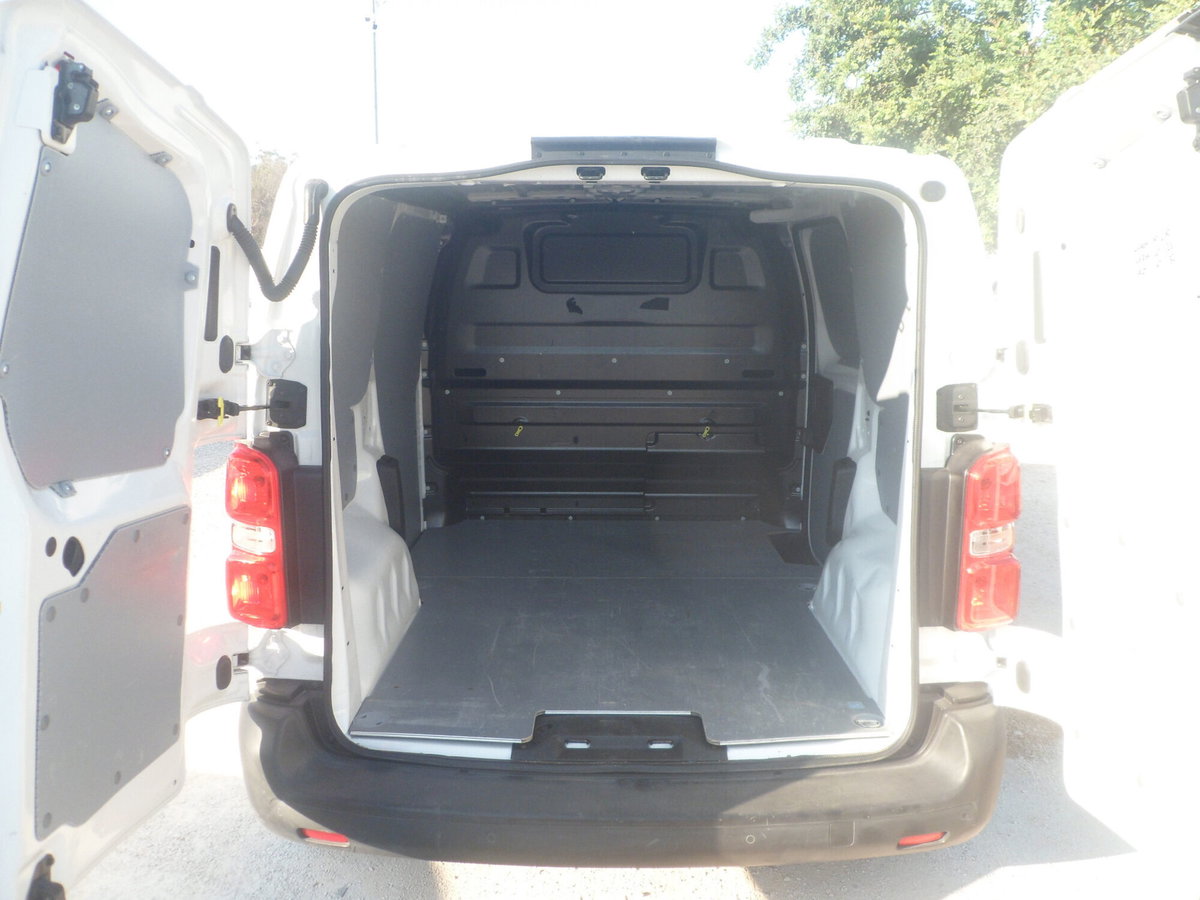 Opel Vivaro Furgone M 1.5 diesel 120cv S&S (7)