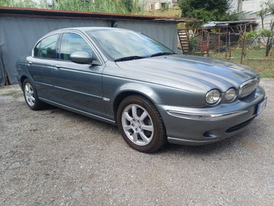 Jaguar X-Type 2.0D cat Executive EU3 usata