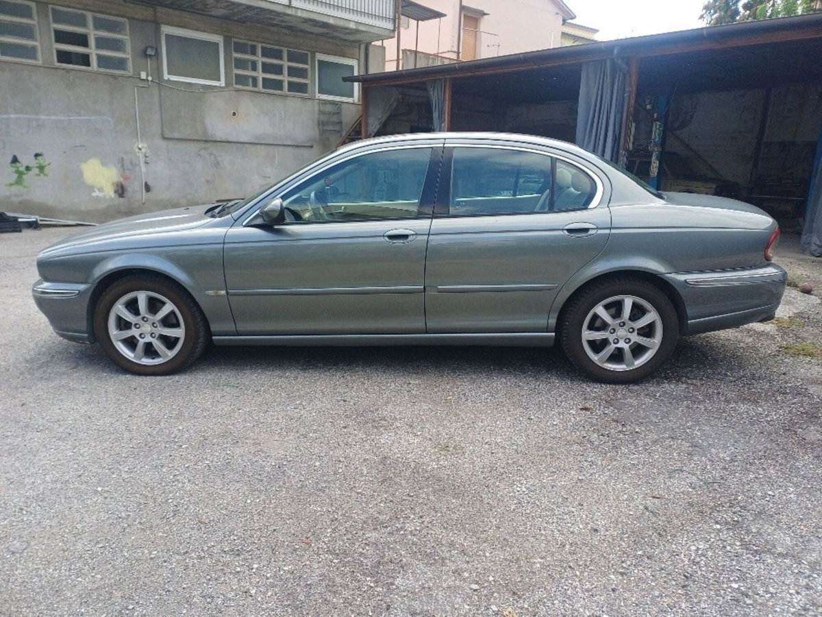 Jaguar X-Type 2.0D cat Executive EU3 (5)