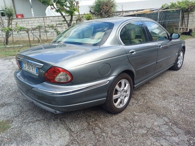 Jaguar X-Type 2.0D cat Executive EU3 (8)