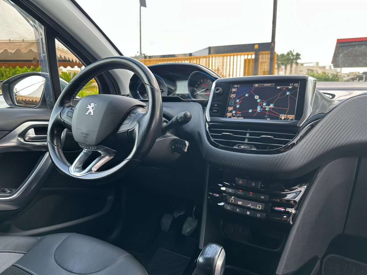 Peugeot 2008 100 Allure (17)