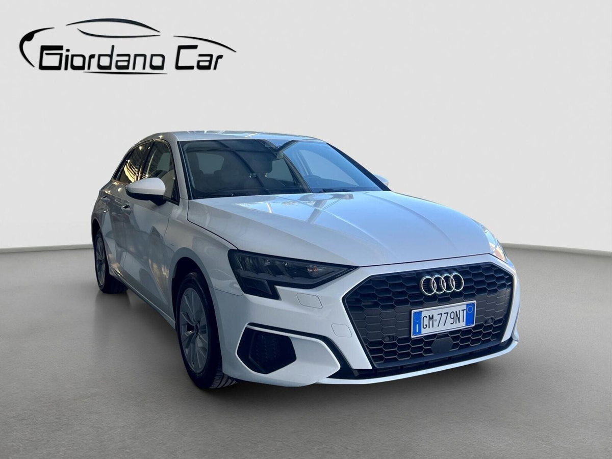 Audi A3 Sportback 40 TFSI e S tronic Business Advanced (3)