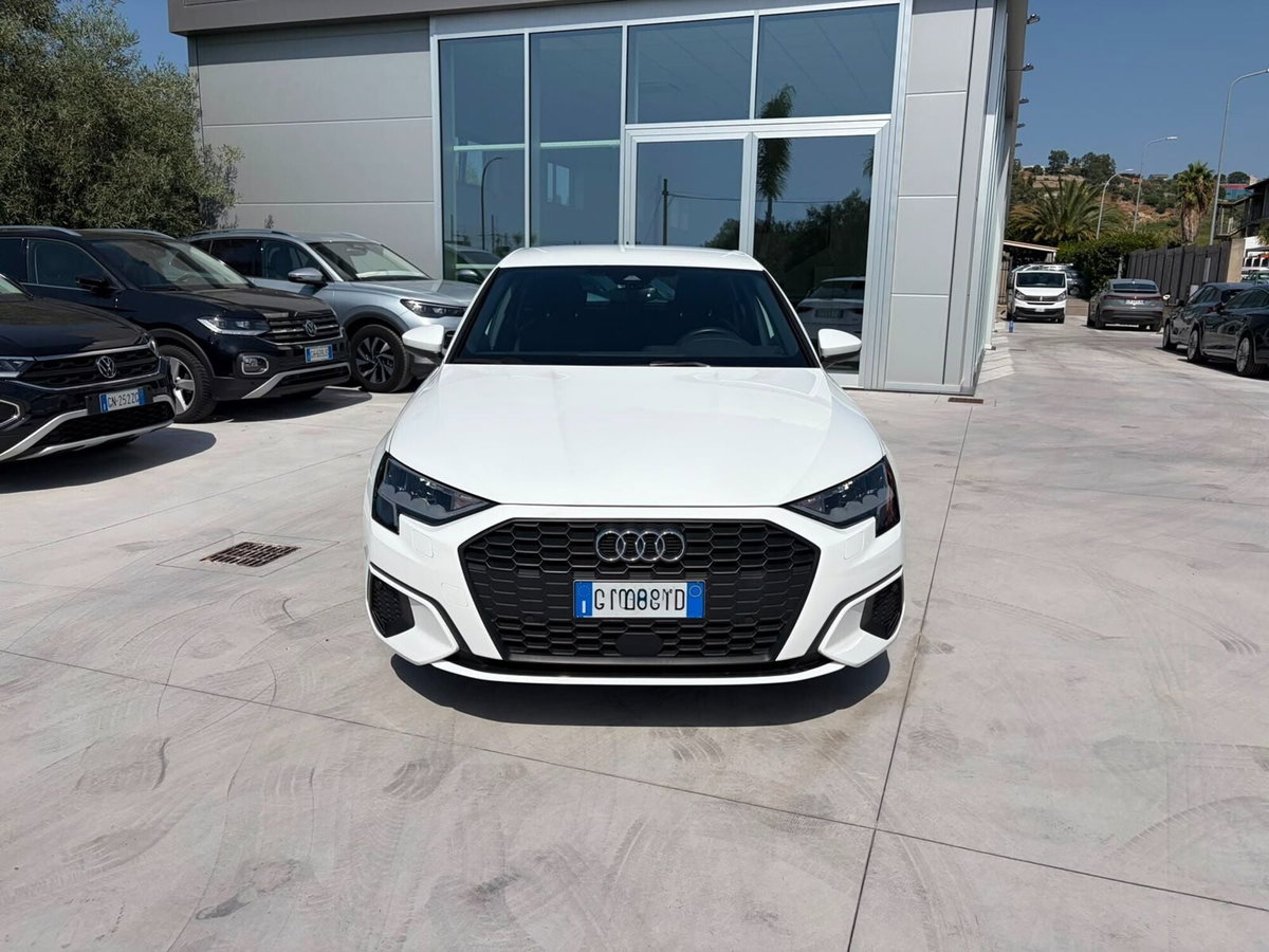 Audi A3 Sportback 30 TDI Business (2)