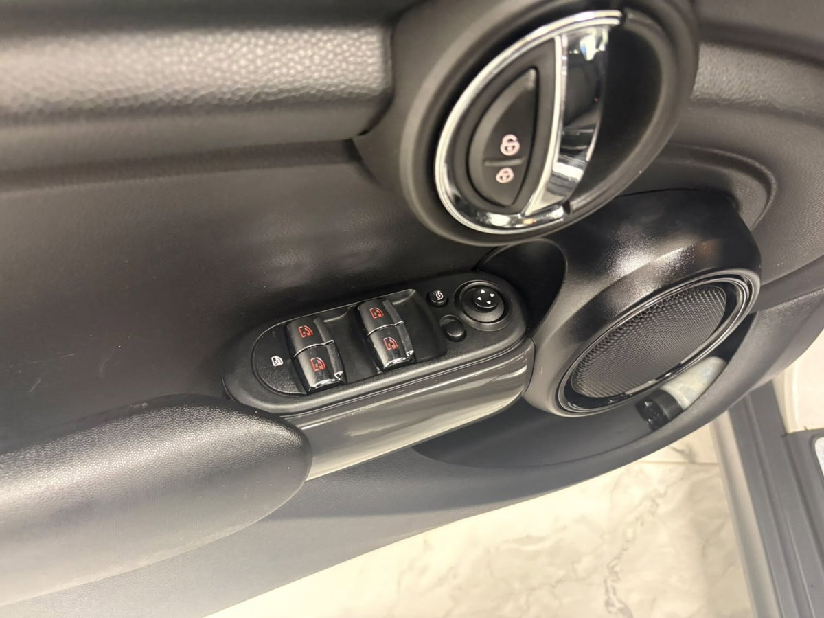 MINI Mini Countryman 1.5 One D Baker Street Countryman (8)