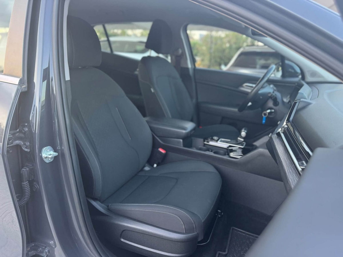 Kia Sportage 1.6 crdi mhev Style dct (9)