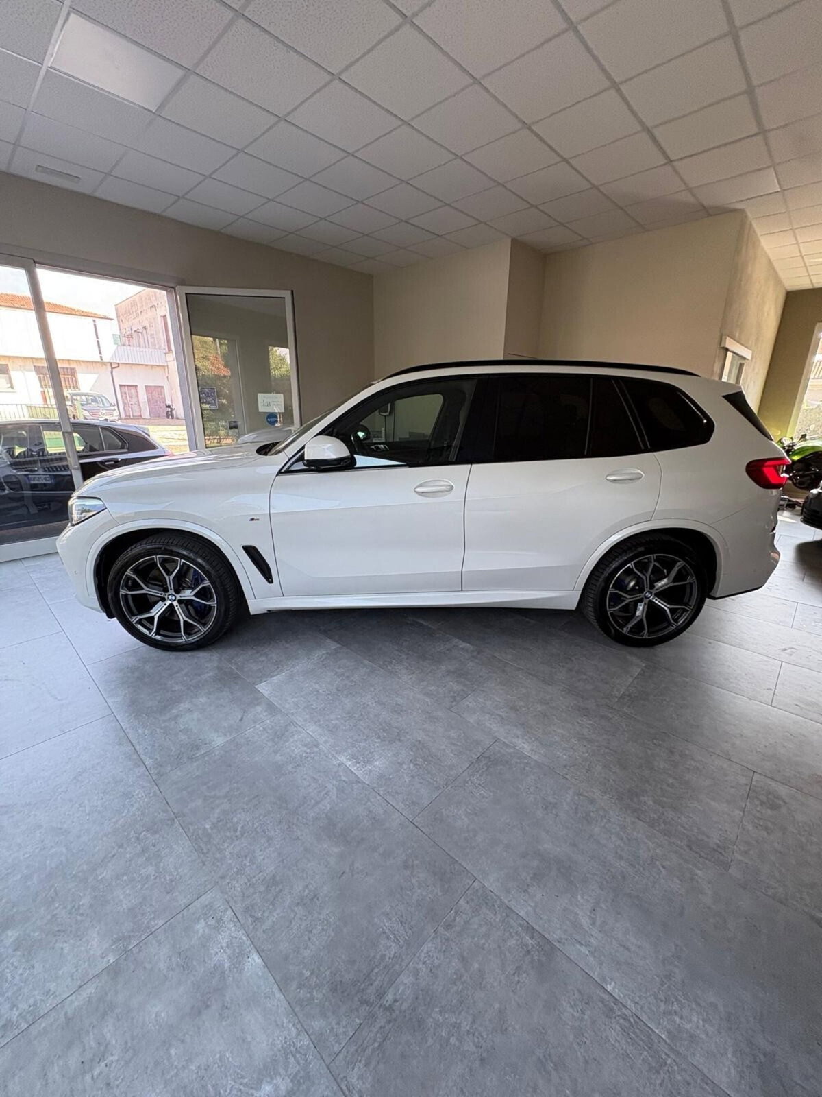 BMW X5 xDrive30d Msport (8)