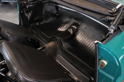 Alfa Romeo Spider 1.6 Junior (13)