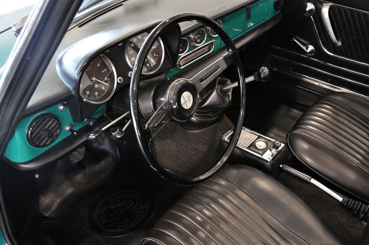 Alfa Romeo Spider 1.6 Junior (9)