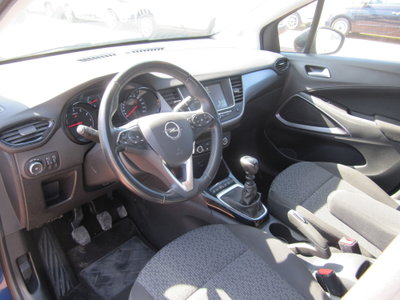 Opel Crossland 1.5 ECOTEC D 110 CV Start&Stop Edition (9)