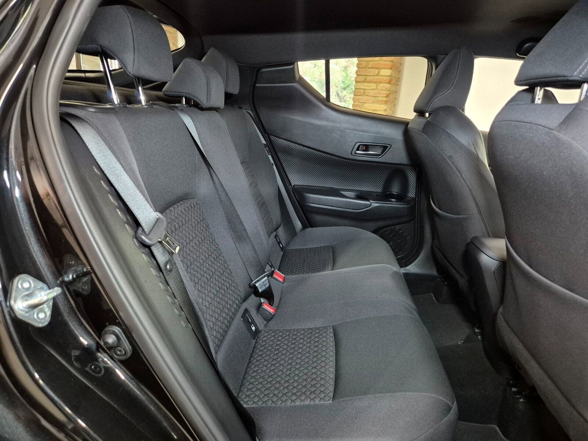 Toyota Toyota C-HR 1.8 Hybrid E-CVT Trend (8)