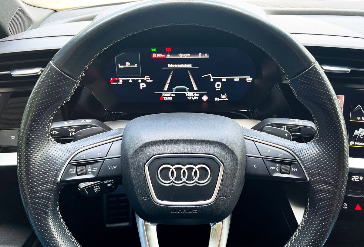 Audi A3 Sportback 30 TFSI S line edition (4)