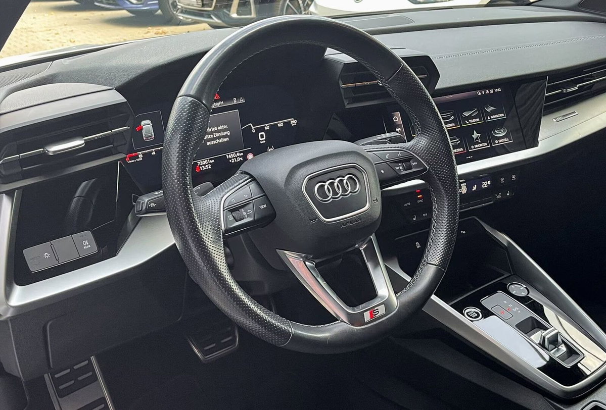 Audi A3 Sportback 30 TFSI S line edition (8)