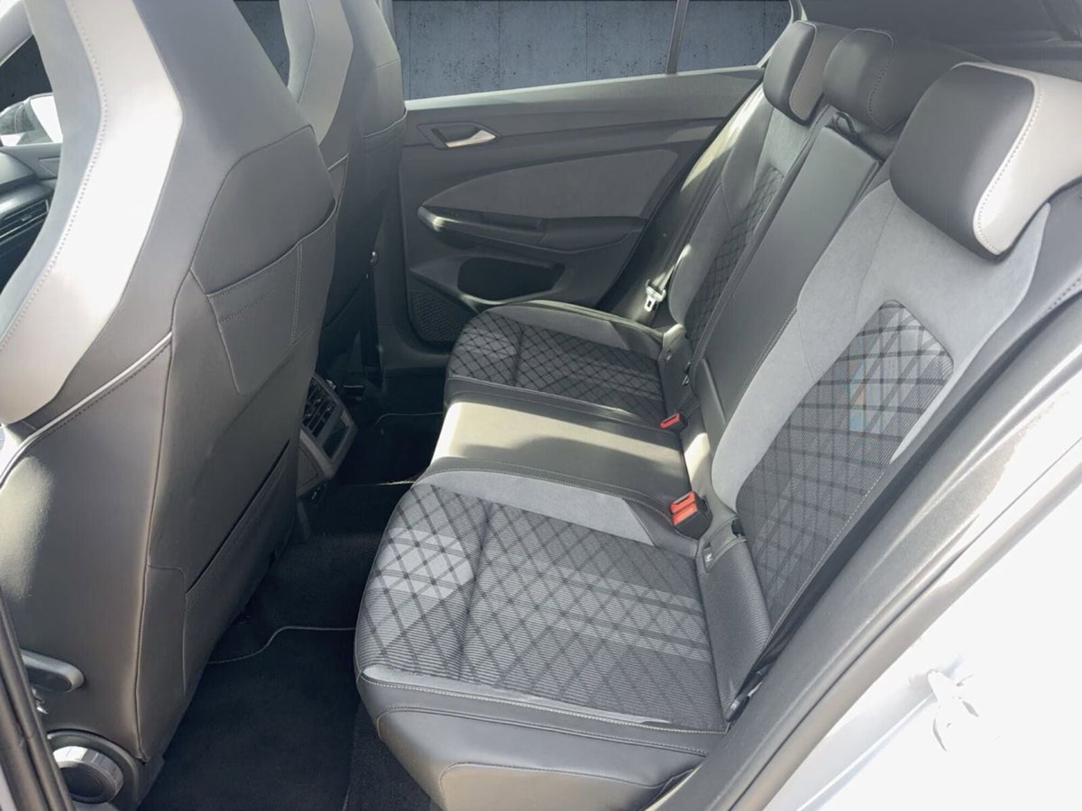Volkswagen Golf 1.5 TSI EVO ACT R-Line (14)