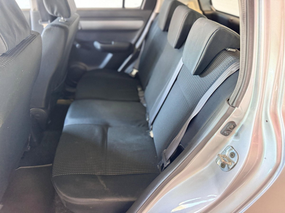 Suzuki Swift 1.3 5p. GLX (10)