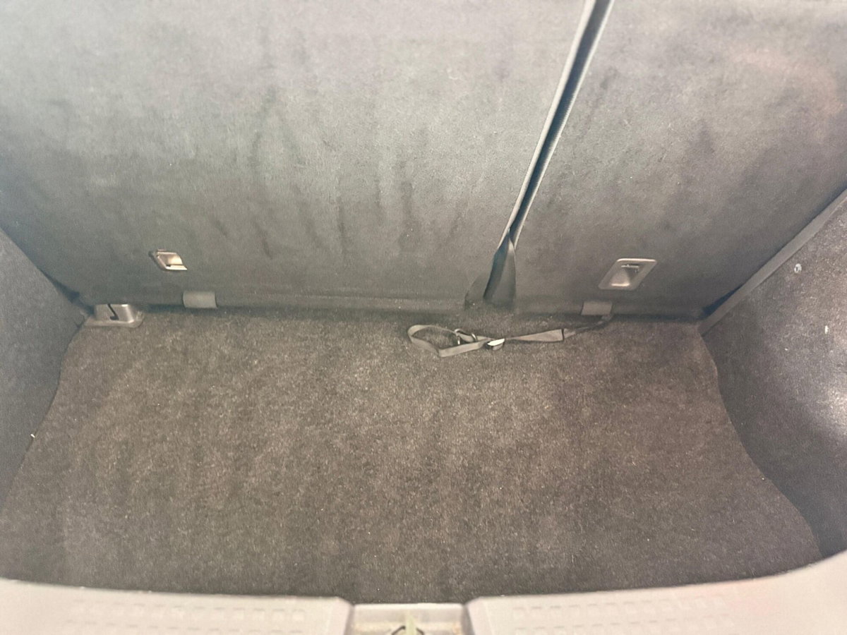 Suzuki Swift 1.3 5p. GLX (11)
