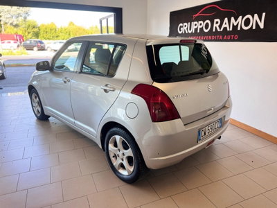 Suzuki Swift 1.3 5p. GLX (5)