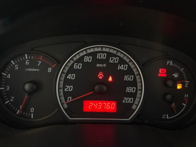 Suzuki Swift 1.3 5p. GLX (8)