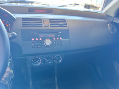 Suzuki Swift 1.3 5p. GLX (9)