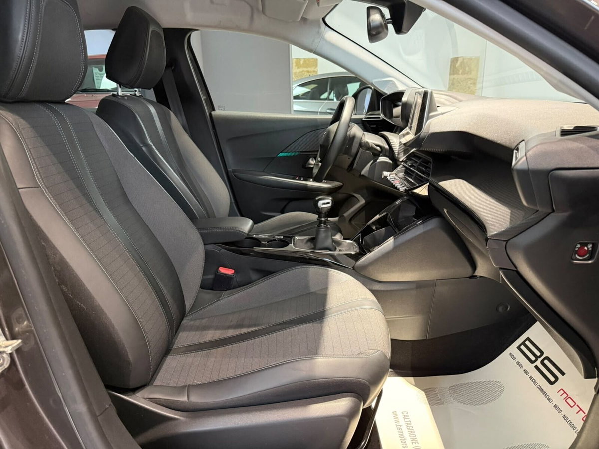 Peugeot 208 PureTech 100 Stop&Start EAT8 5 porte Allure Pack (13)