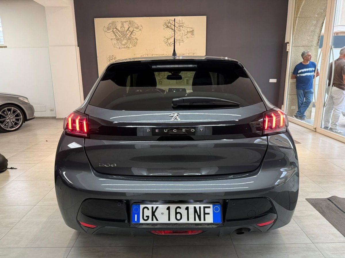 Peugeot 208 PureTech 100 Stop&Start EAT8 5 porte Allure Pack (6)