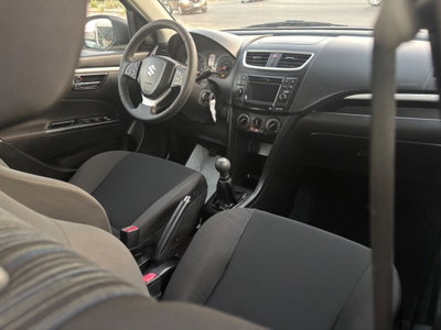 Suzuki Swift 1.3 DDiS 5 porte B-Top (11)