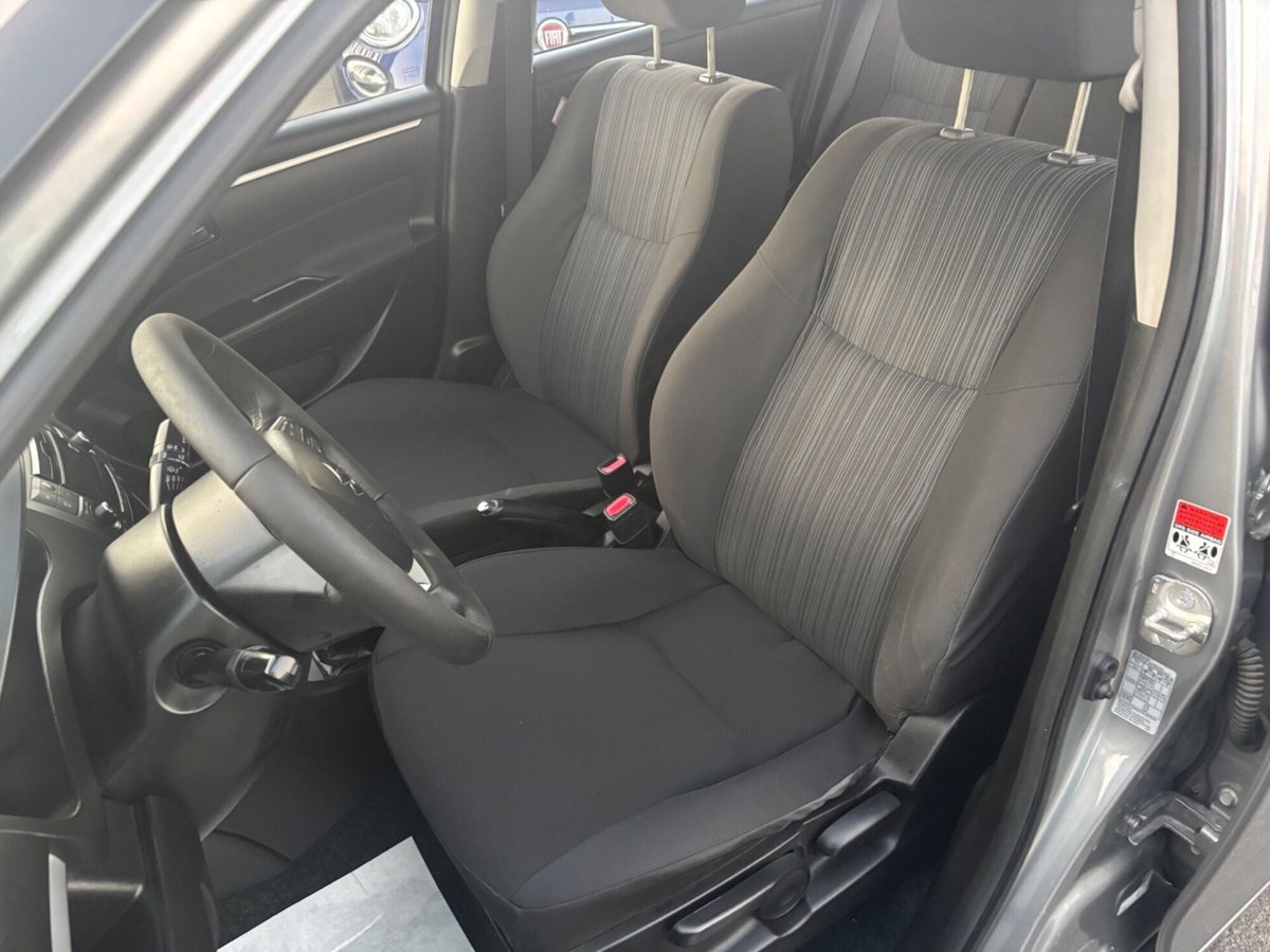 Suzuki Swift 1.3 DDiS 5 porte B-Top (14)
