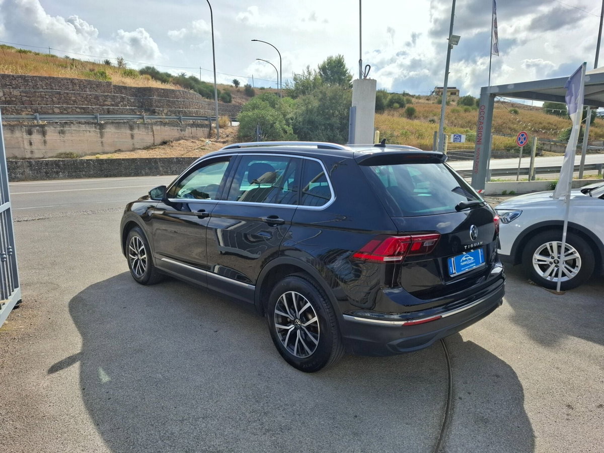 Volkswagen Tiguan 2.0 TDI SCR Business BlueMotion Technology (4)