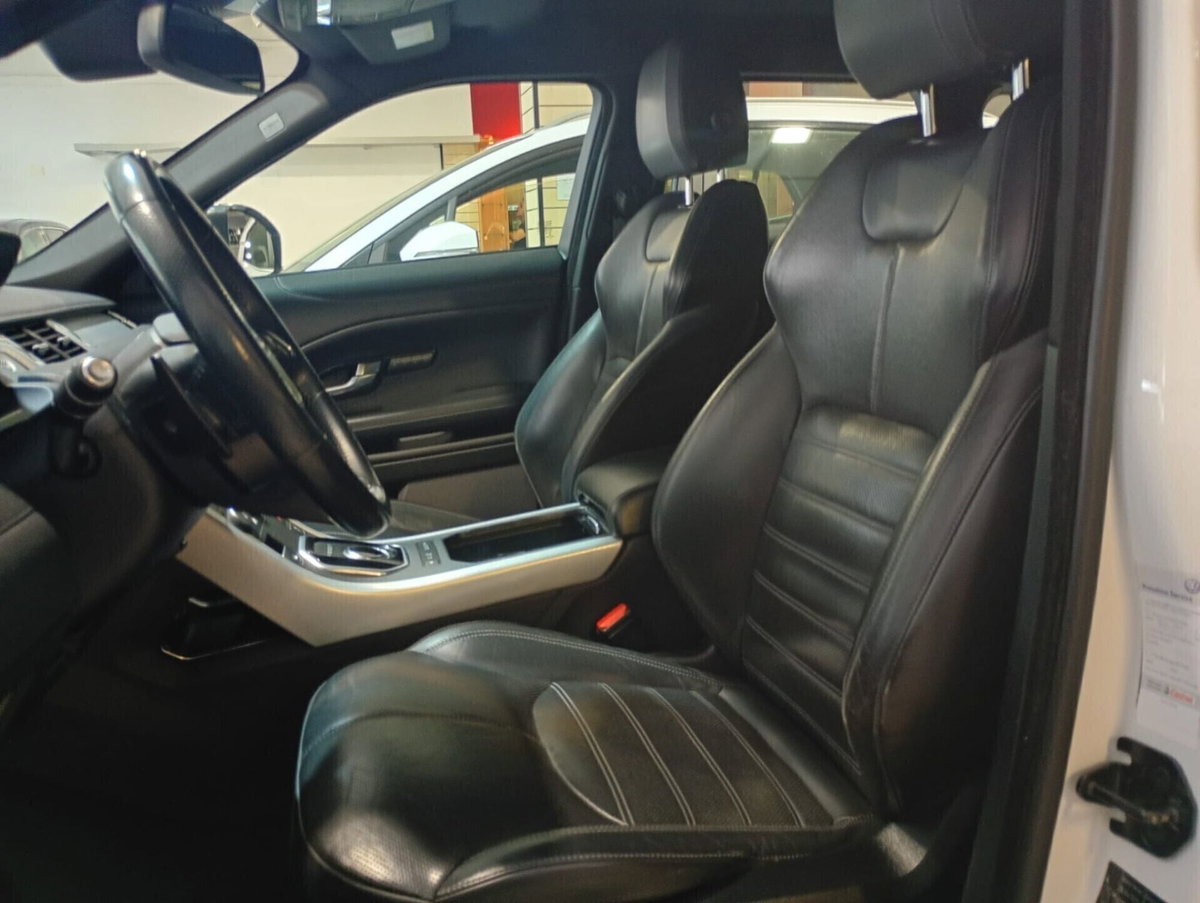 Land Rover Range Rover Evoque 2.0 TD4 180 CV 5p. Landmark Edition (8)