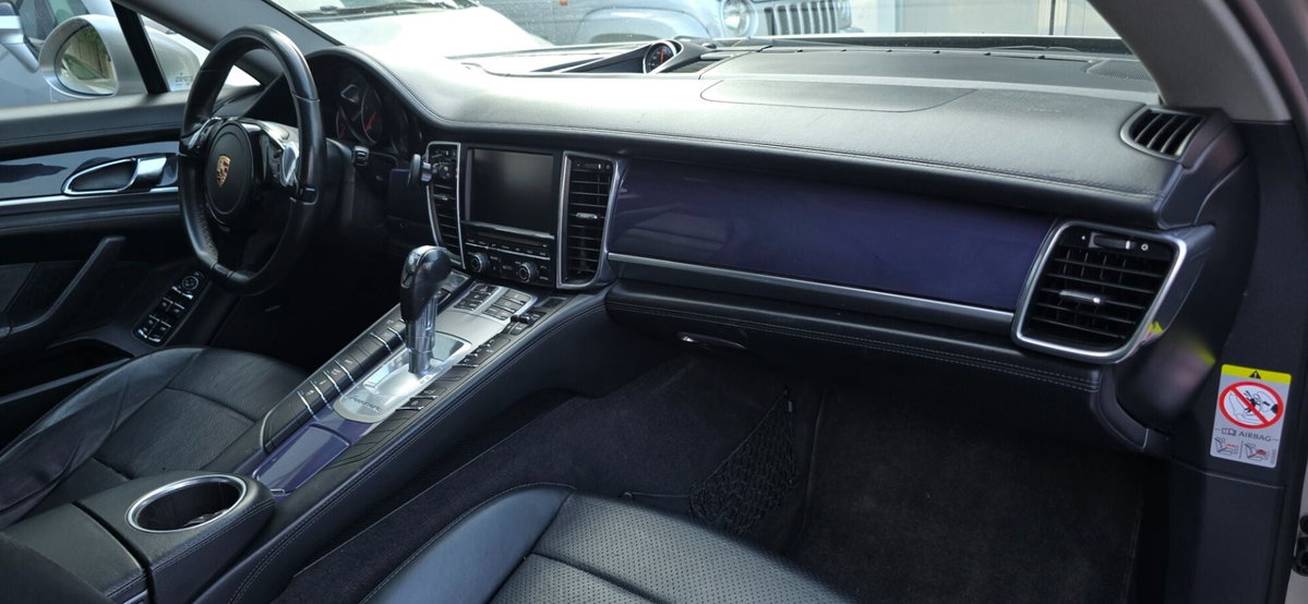 Porsche Panamera 3.0 Diesel Platinum Edition (10)