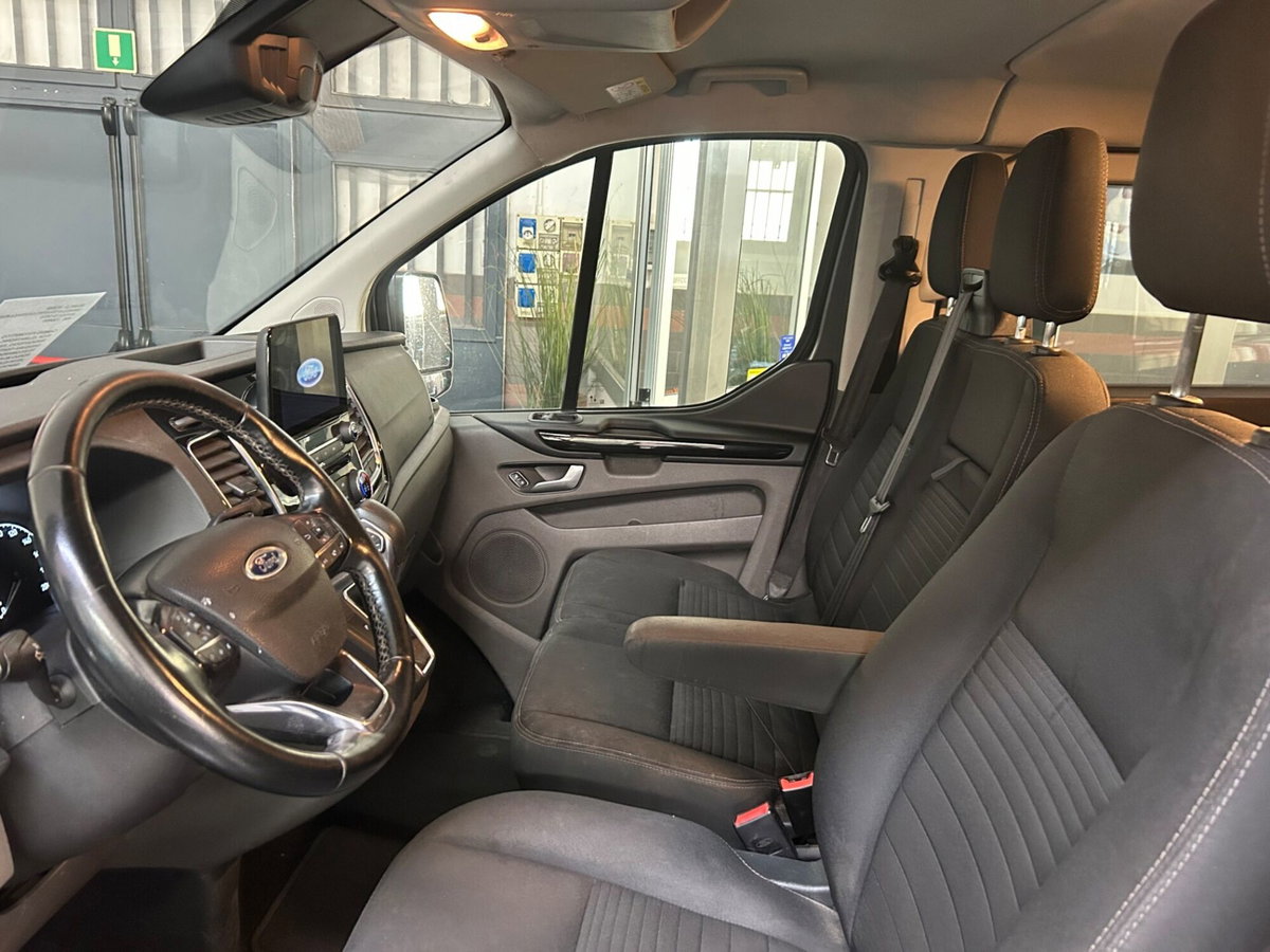 Ford Transit Custom Furgone 300 2.0 EcoBlue 170 PC Furgone Titanium (5)