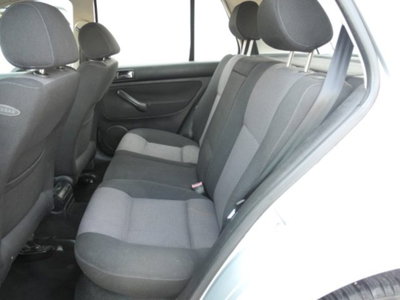 Volkswagen Golf 1.6 16V cat 5 porte Comfortline (12)