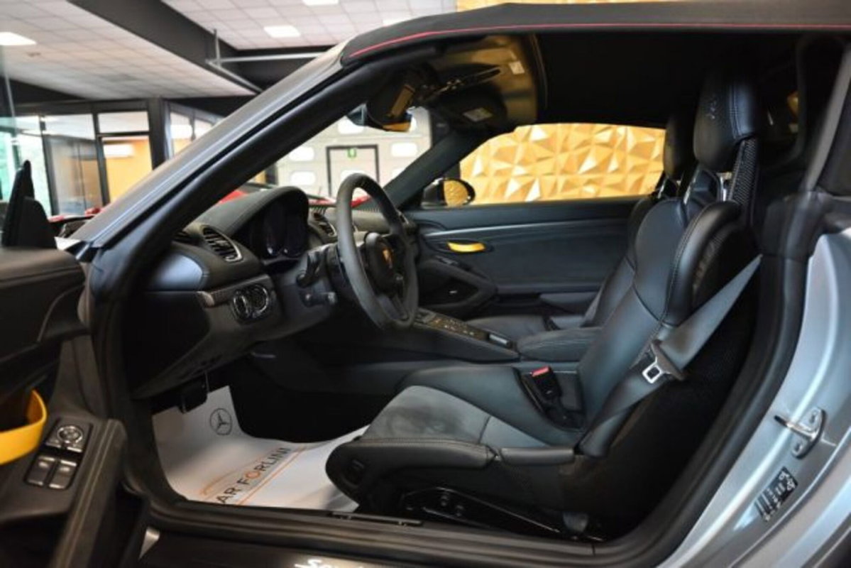 Porsche 718 Boxster  4.0 Spyder RS pdk (9)