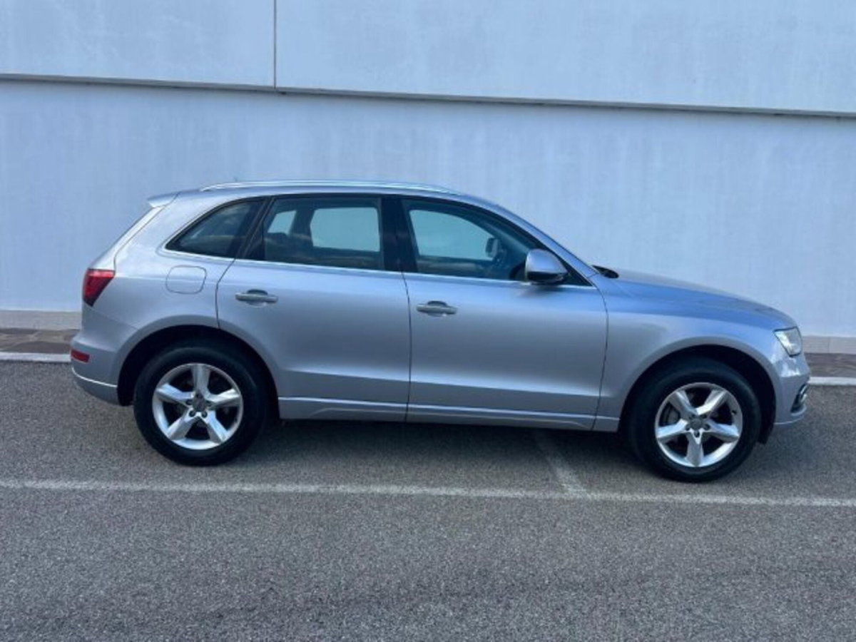 Audi Q5 2.0 TDI 150 CV clean diesel quattro (4)
