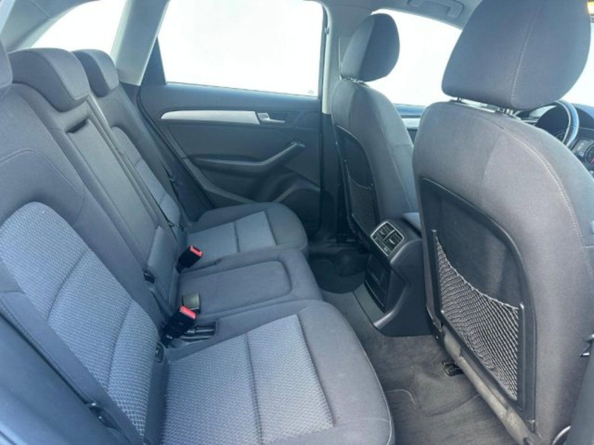 Audi Q5 2.0 TDI 150 CV clean diesel quattro (8)