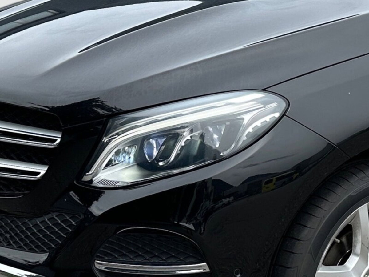 Mercedes-Benz GLE SUV 250 d 4Matic Premium (5)