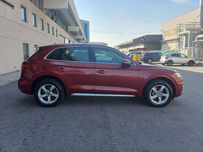 Audi Q5 40 TDI quattro S tronic Business Sport (5)